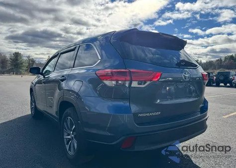 2019 Toyota Highlander Se from USA, damaged, VIN 5TDJZRFH8KS954278